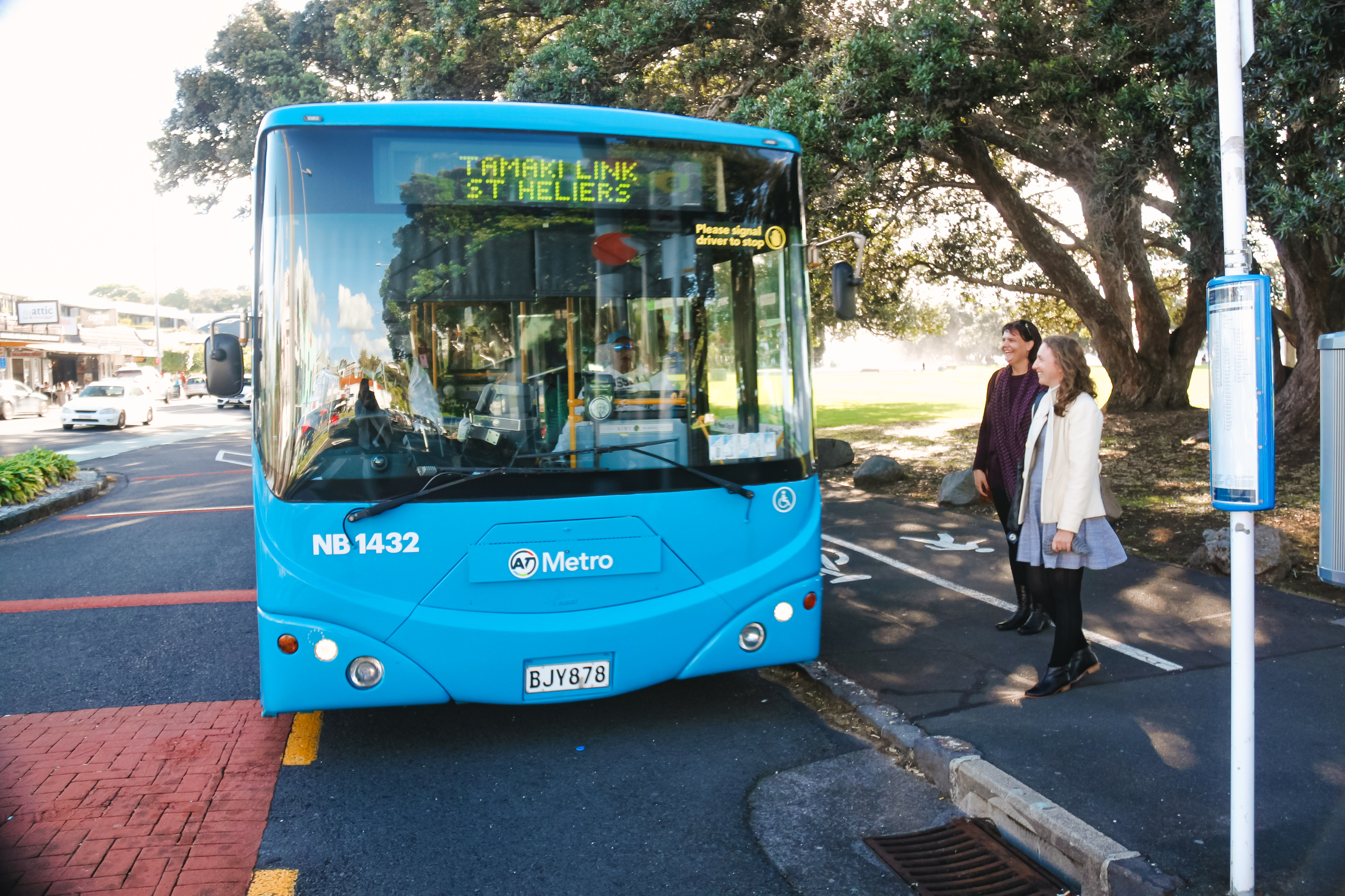 Tamaki Link Bus